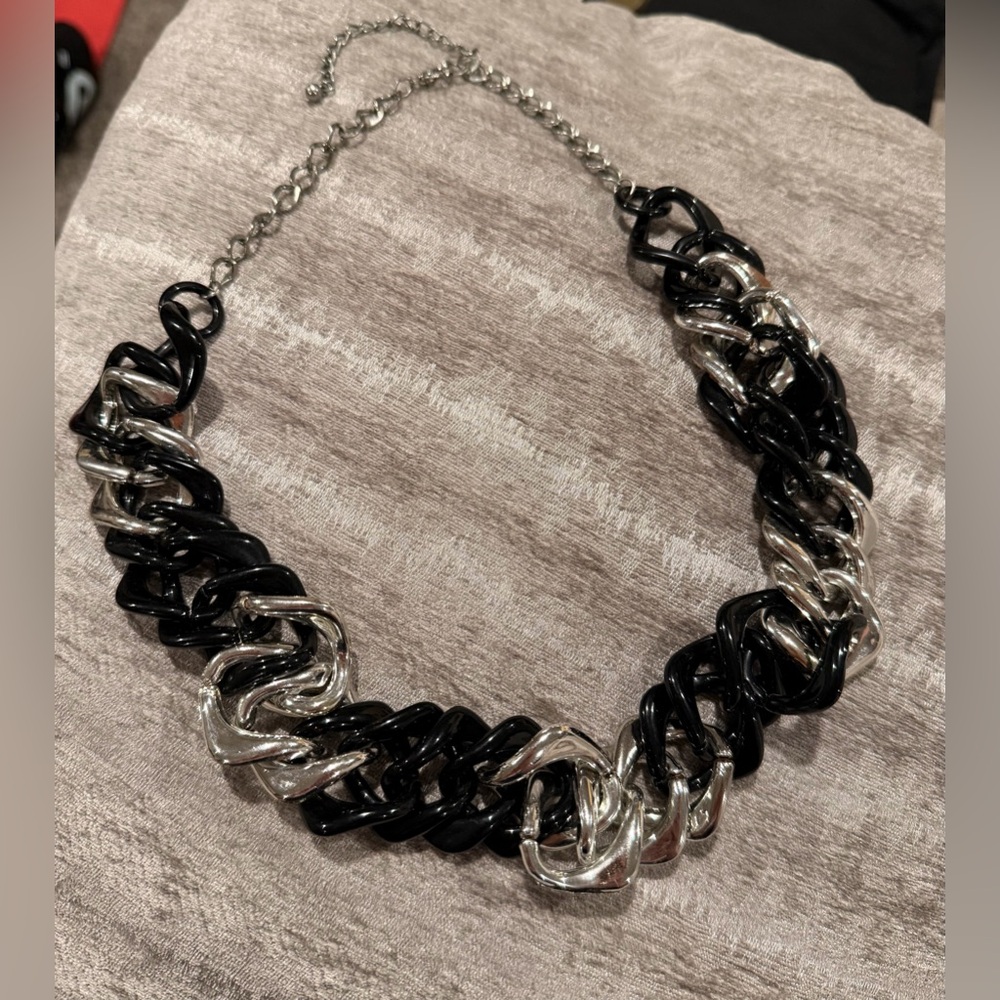 Black and Silver Chain Statement Necklace ⛓️‍💥